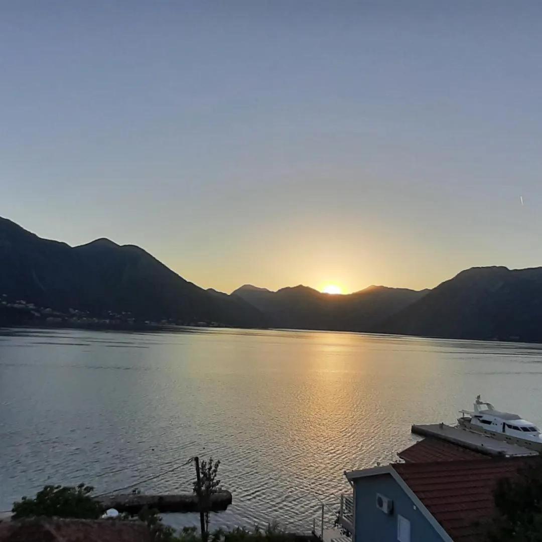 Apartments Boka Blue Dobrota Kotor Kültér fotó