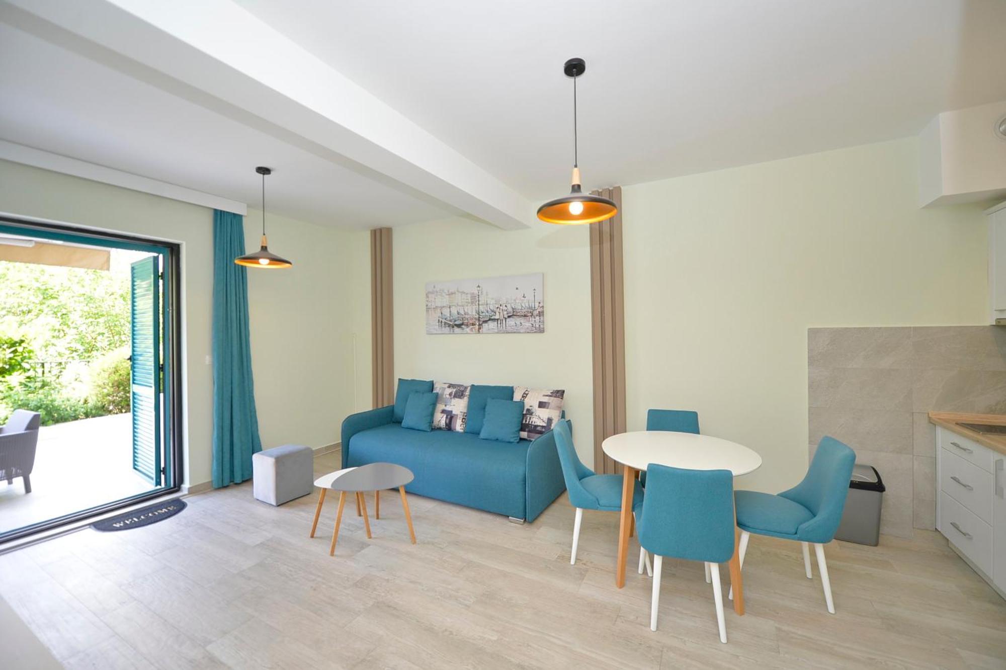 Apartments Boka Blue Dobrota Kotor Kültér fotó
