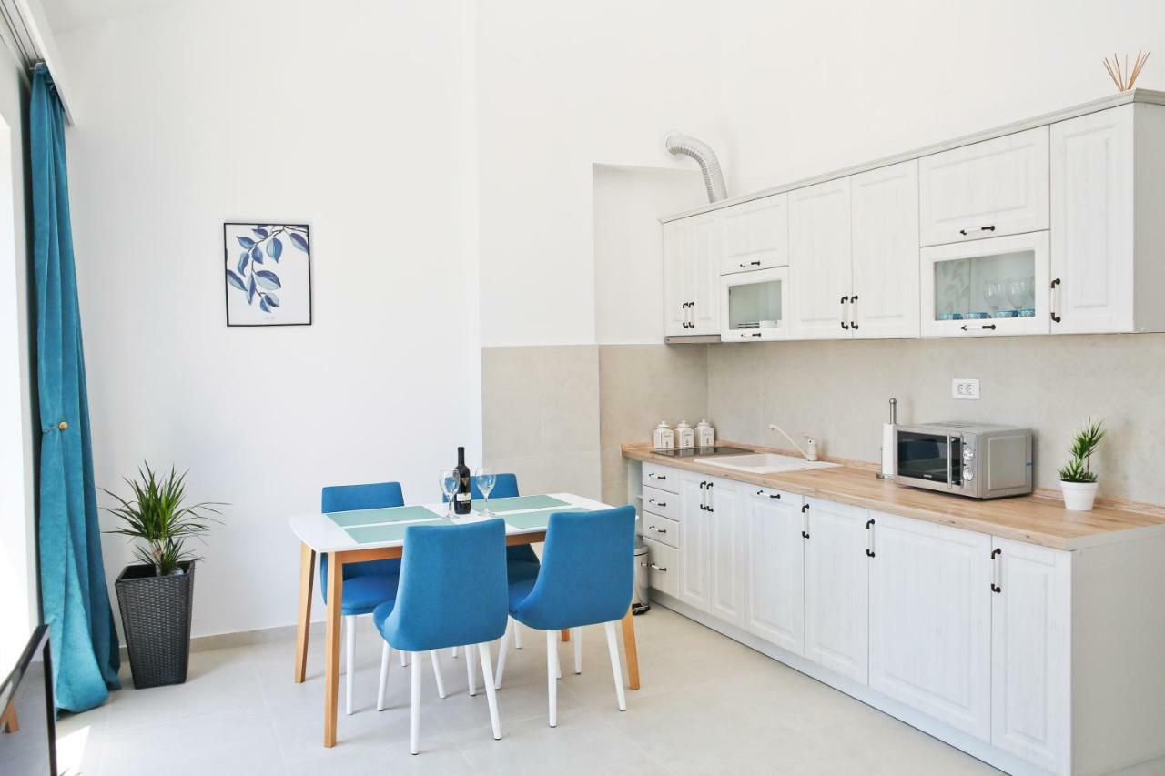 Apartments Boka Blue Dobrota Kotor Kültér fotó