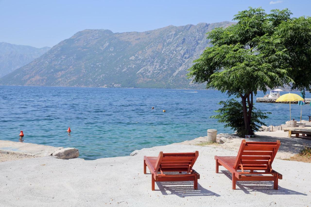 Apartments Boka Blue Dobrota Kotor Kültér fotó