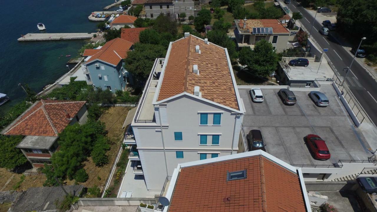 Apartments Boka Blue Dobrota Kotor Kültér fotó